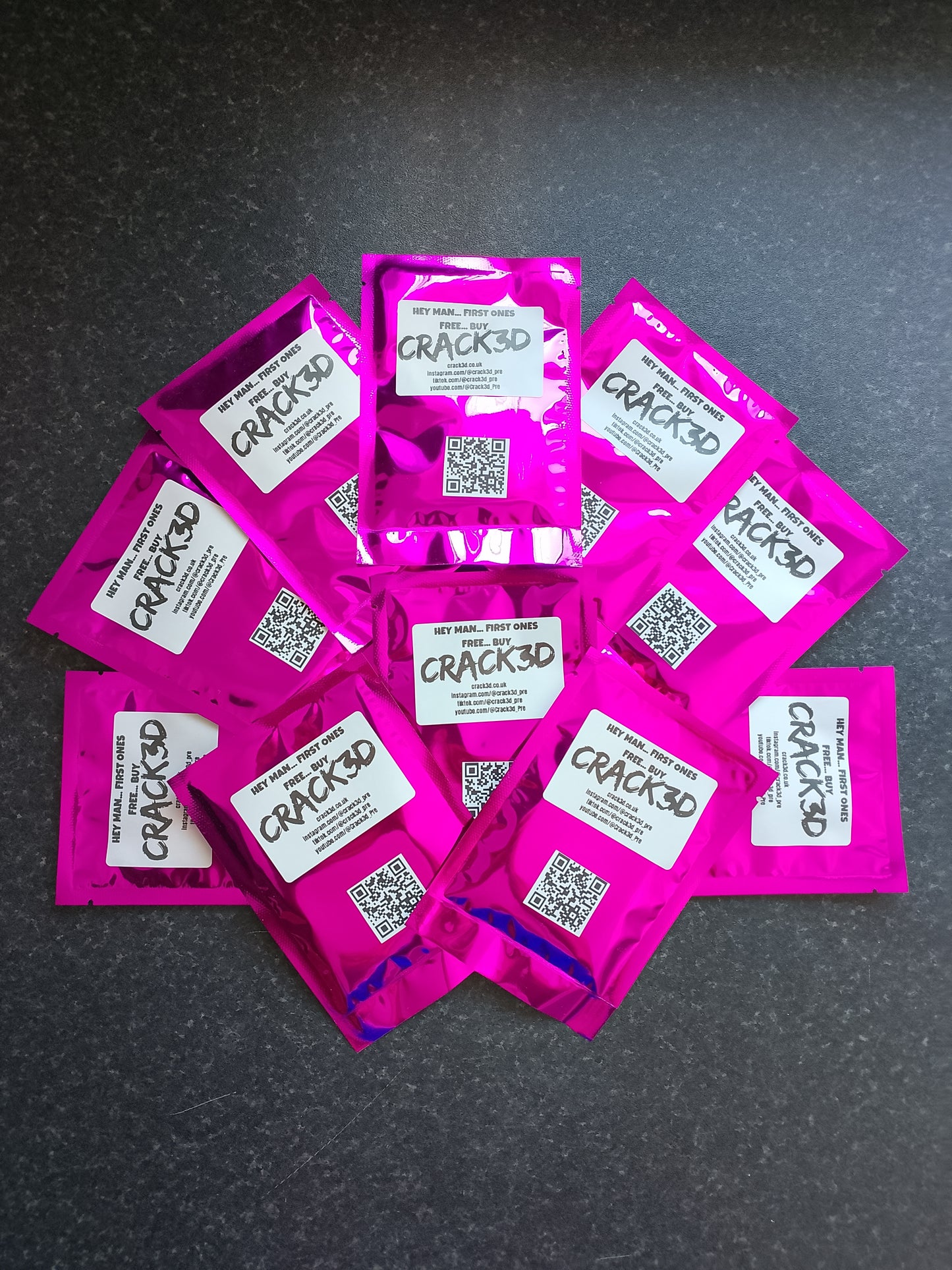 CRACK3D Gurney Grape single-serving sample sachet in pink foil